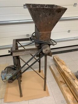 Šrotovnik na ovocie