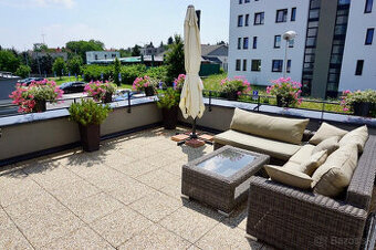 NA PRENÁJOM  ŠTÝLOVÝ 2-i BYT S  TERASOU A PARKOVACÍM MIESTOM