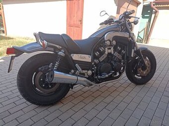 Yamaha V-max 1200