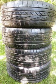 GoodYear Excelleence 215/45R17 98W