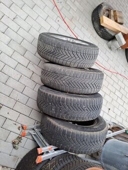 Pneumatiky zimné Michelin 215/65 R16 98/H
