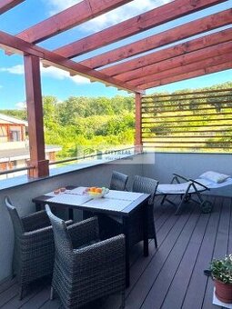 EXKLUZÍVNE - Na predaj krásny apartmán s veľkou terasou Po