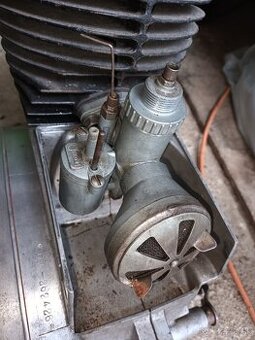 Motor jawa 250/559