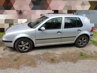 Golf 4 1.4 16V 55kW 244 661 km