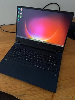 HP Victus 15