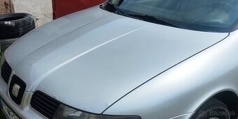 Predam kapotu na Seat Leon 1m