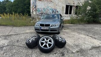 BMW E90 320i 110kW | STK 4/2027 | 3 sady kolies | Nová spojk