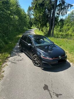 Volkswagen Golf 7,5 GTI 2.0 TSI 180kw Performance, virtual