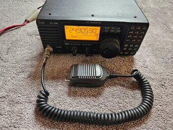 HF transceiver (vysielačka) Icom IC-718
