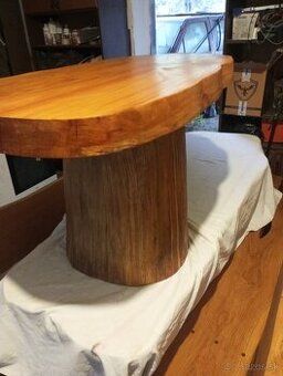 Konferenčný stolík