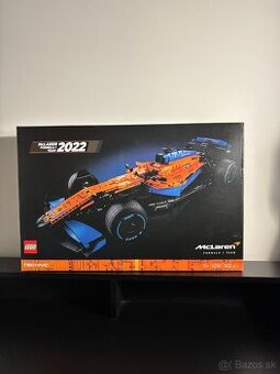 LEGO Technic McLaren Formula 1 Team (42141)