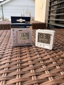 TFA Digitálny budík - 1
