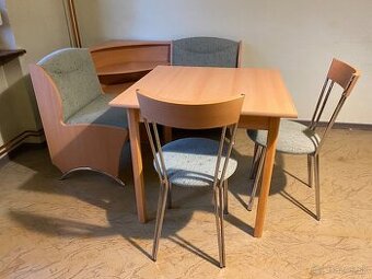 Rohova kuchynská lavica