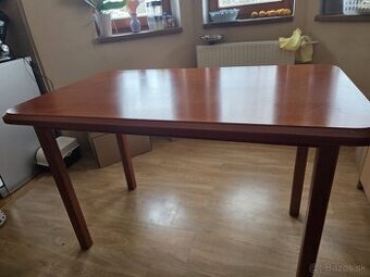 Jedálenský stôl - 1
