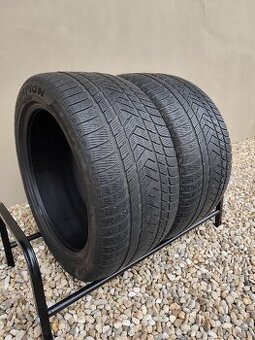 2x zimné pneu 305/40R20 Pirelli