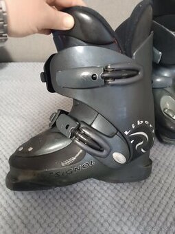 Predam detske lyžiarsky