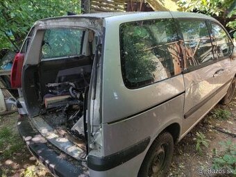 Rozpredám Peugeot 807