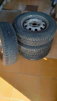 Predám kolesá Nissan Almera