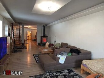 Pekný rodinný dom v pokojnej lokalite obce v okrese Levice