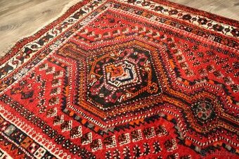 Kashkai / Shiraz - pravý ručne viazaný perzský koberec Irán