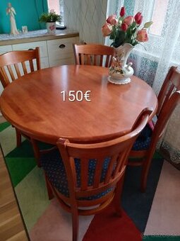 Predám kvalitný jedálenský set viď foto cena 150€.