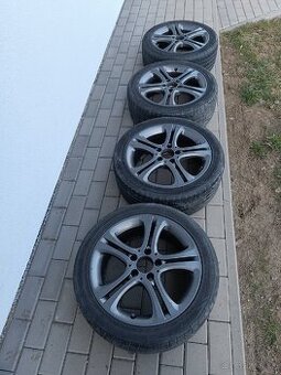 Predám pneu a disky 225/45/17