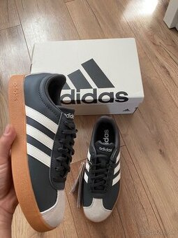 Damske tenisky Adidas