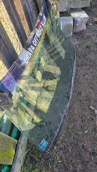 Škoda Felicia čelné sklo s pásom