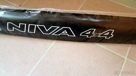 LADA 4x4 NIVA - Deflektor prednej kapoty