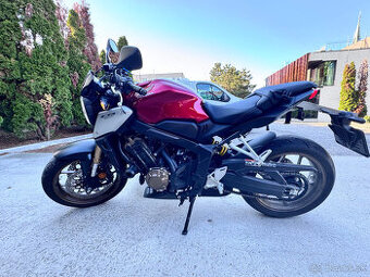 HONDA CB 650R - 2022, 1070 KM