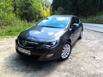 Astra J Sport Tourer 1.4 Turbo