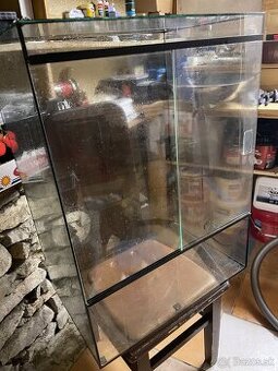 Predám terarium