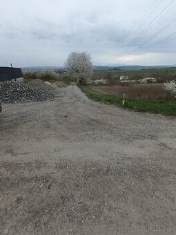 Predám stavebný pozemok v obci Vyšná Hutka