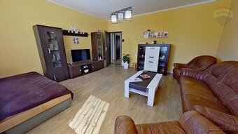 REZERVOVANÝ Predaj 3-izbový dom, pozemok 12,3 á, Komja