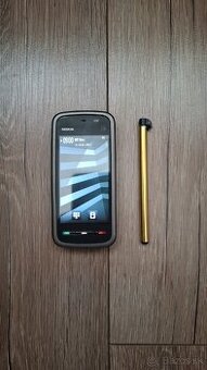 Nokia 5230 Navi edition Plná výbava
