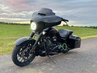 Harley Davidson STREET GLIDE
