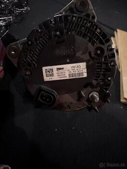 Alternátor VALEO 04L903024A 14V 180A