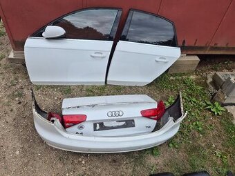 Predám náhradné diely na Audi a4 b8 facelift