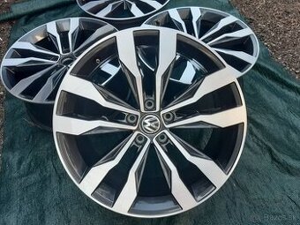 Sada alu kol originál VW T-roc Suzuka R19