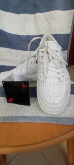 Nike Air jordan 1 č.40,5