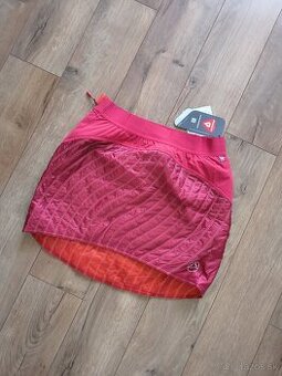 LA sportiva zateplená sukna