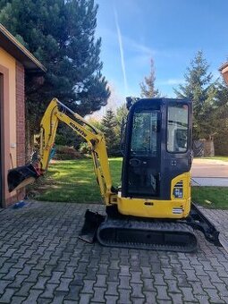 Minibager Komatsu PC16R-3HS rok 2019 Svahovka + podkop