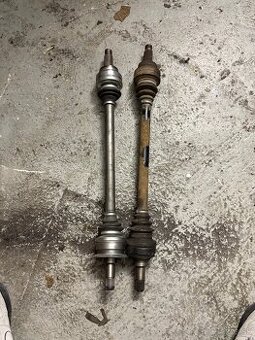 Zadné poloosi BMW E70 3.0d