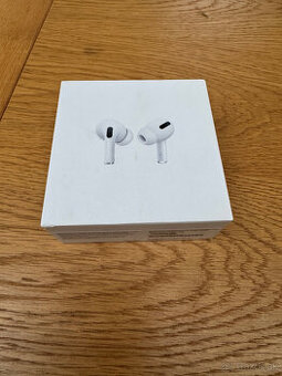 Apple AirPods Pro s Magsafe charging case model A2084 - 1