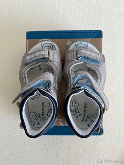 sandálky + tenisky veľkosť 24