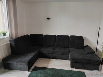 Čierna sedacia súprava tvaru U