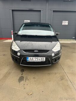 Ford s max 2008 1.8 tdci výborný stav panoráma