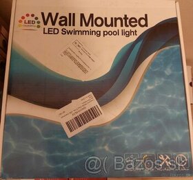 Bazénová LED lampa.