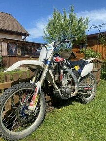 Yamaha YZF 250 2012 + Výstroj