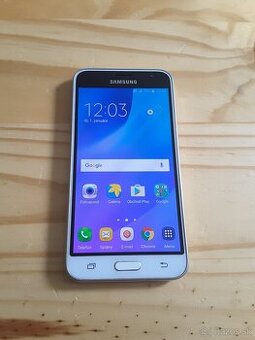 Samsung Galaxy J320 v peknom prevedení perletova biela